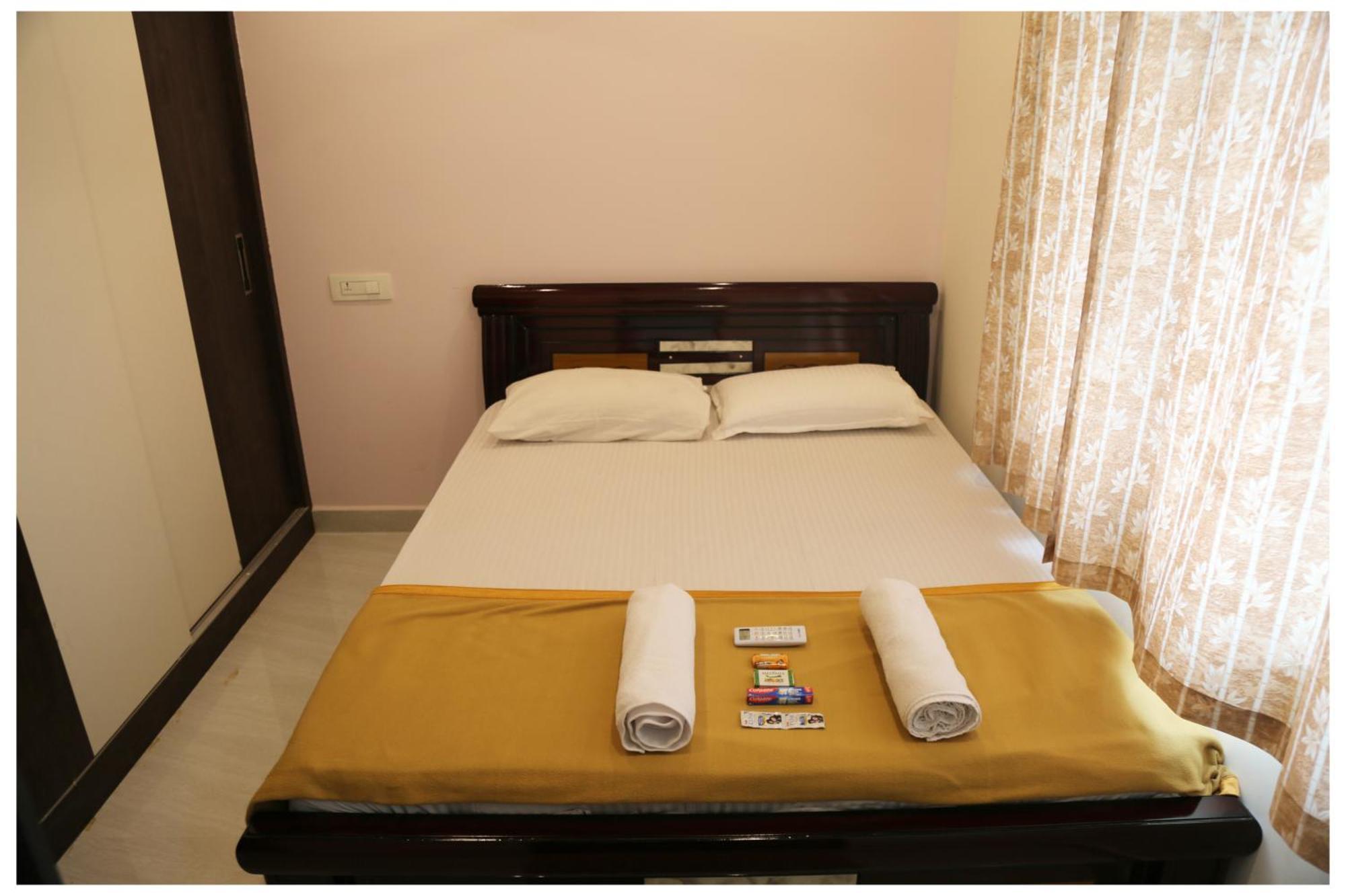 Padmavathi Homestay Tirupati Zewnętrze zdjęcie