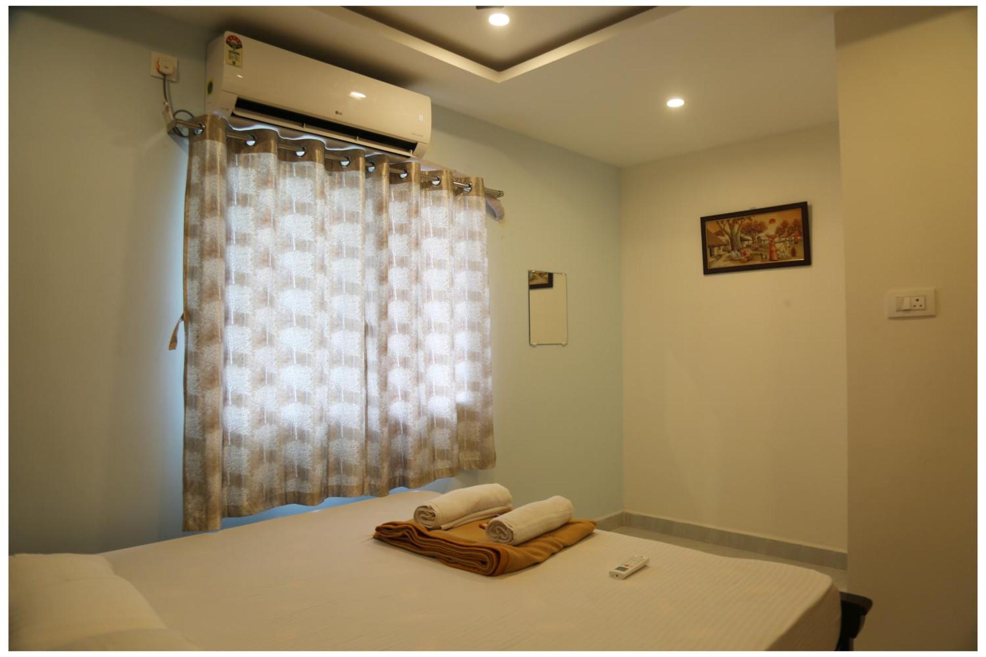 Padmavathi Homestay Tirupati Zewnętrze zdjęcie